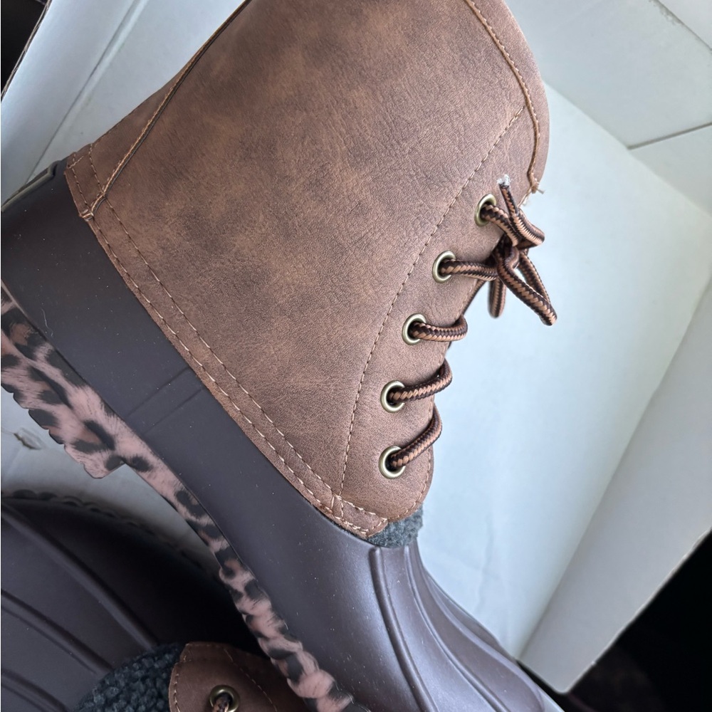 Brown Women's Rain Boots - Cheetah - NEW